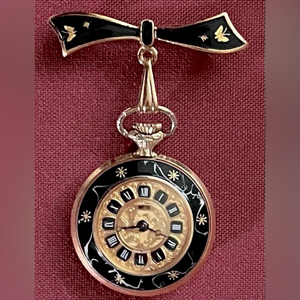 Enamel Pocket Watch Brooch